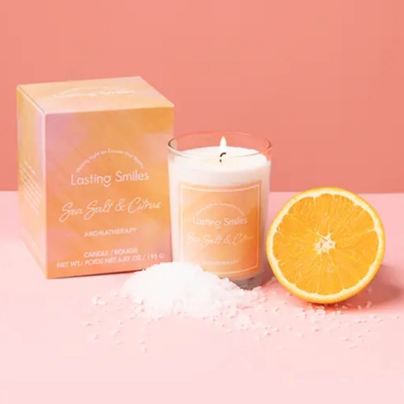 Lasting Smiles Sea Salt & Citrus Candle - Picture 4 of 5